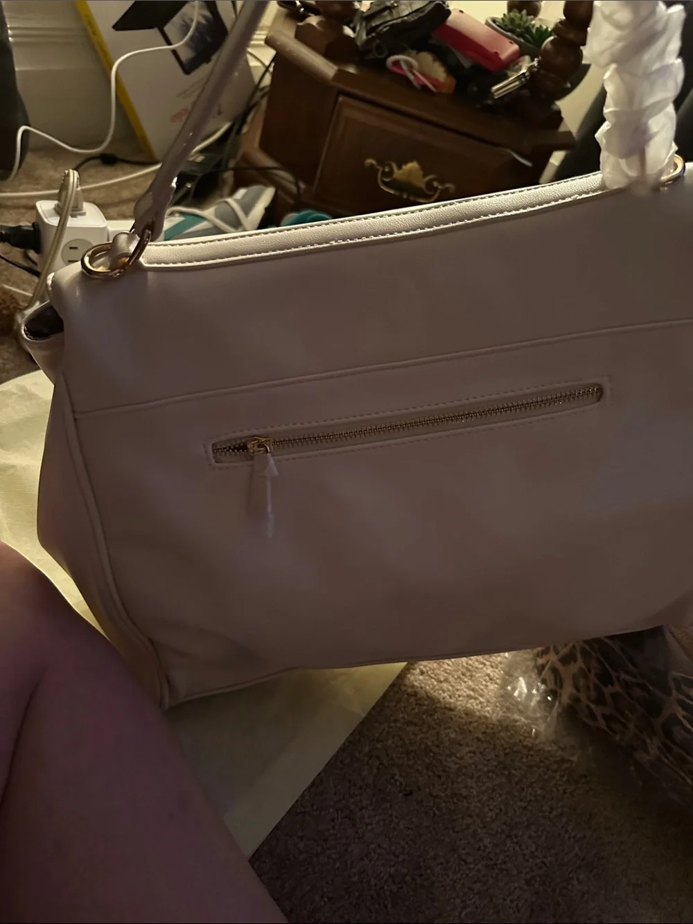 Ello purse